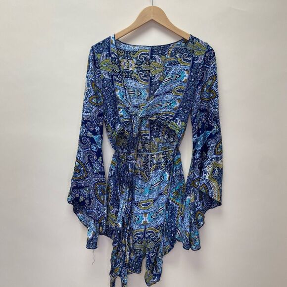 AELSON Blue Tie Front Boho Romper Size S Cut Out Flare Sleeves Paisley - Picture 4 of 8